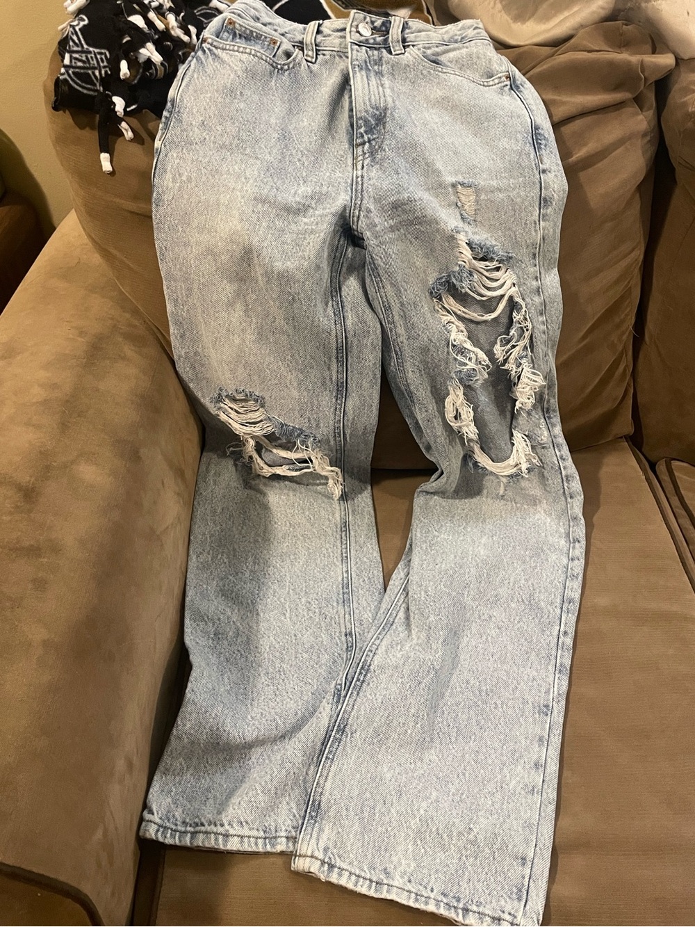 PacSun Baggy Leg Distressed Jean